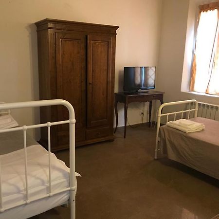 La Sosta Camere & Appartamenti San Felice sul Panaro Eksteriør billede